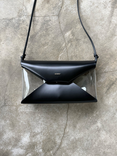 ORIGAMI- clear shoulder